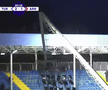 Clipe de groază: unul dintre stâlpii nocturnei s-a prăbușit chiar în timpul meciului!