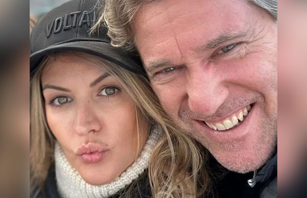 Femeia misterioasă alături de care își petrece Crăciunul Florin Răducioiu: „Love you”. Cum și-au decorat casa de Sărbători