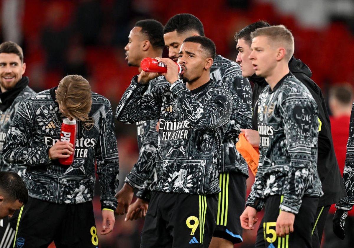 Arsenal supraviețuiește infernului de pe Anfield Road și rămâne lider în Premier League! Recordul stabilit de Salah + clasamentul ACUM