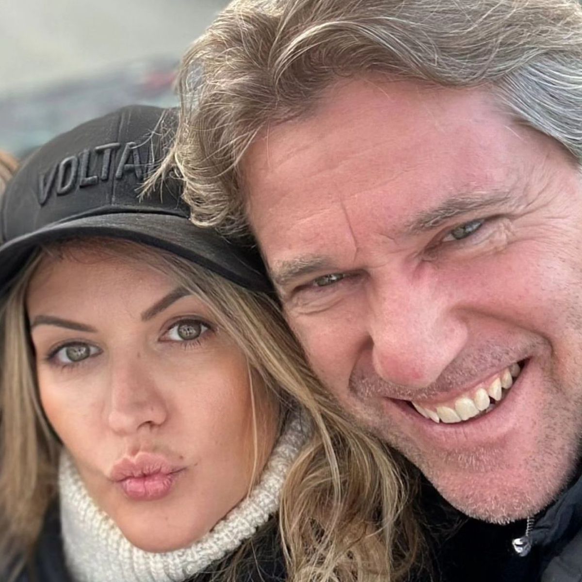 Florin Răducioiu și-a cerut iubita în căsătorie chiar la cumpăna dintre ani: „Am spus DA!”