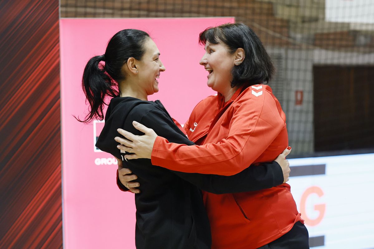 Tricouri personalizate cu Cristina Neagu