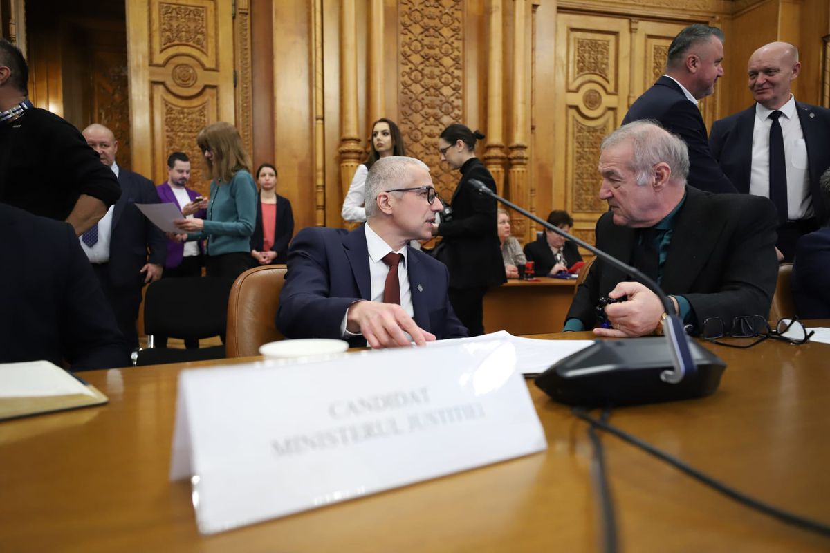 Gigi Becali în parlament