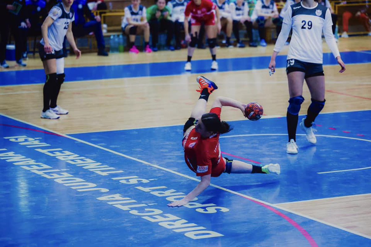 2024, an special pentru pivotul Georgiana Olaru » Promovare în „Liga Florilor”, diplomă obținută la o facultate inedită