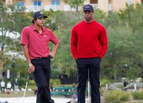 Așa tată, așa fiu! Charlie, băiatul de 15 ani al lui Tiger Woods, a reușit un as la un turneu de golf din Florida