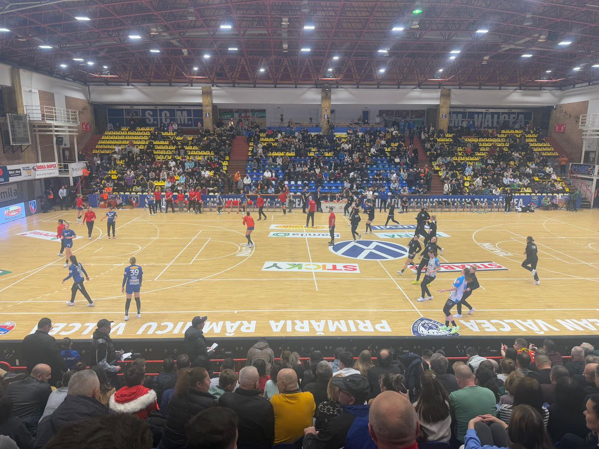 CSM București, victorie în derby-ul cu Vâlcea, după o revenire de poveste » Cristina Neagu, 6 goluri la ultimul meci oficial în sala Traian