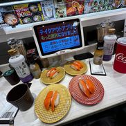 Imaginile postate de Costin Lazăr din vacanța în Japonia / Sursă foto: Facebook