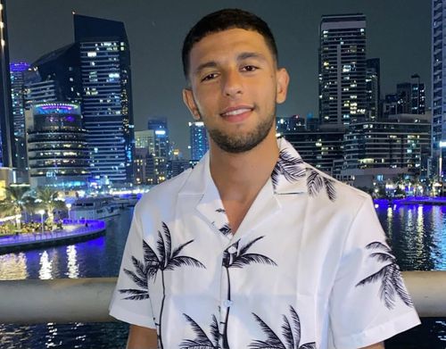 EXCLUSIV Românul cu trei cetățenii joacă fotbal în Libia și reprezintă Sudanul: „Mai o ceartă, mai un război de 2-3 zile, dar mulți ar vrea să fie în situația lui Reghe!”