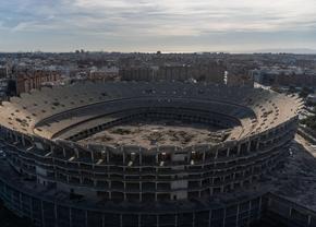 În plină construcție » Noul stadion al unei echipe de tradiție prinde contur