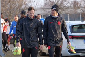 Patronul de la FCSB a anunțat ce se întâmplă cu Dennis Politic