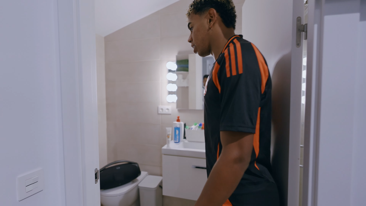 Lamine Yamal a devenit youtuber și a „rupt” toate recordurile!