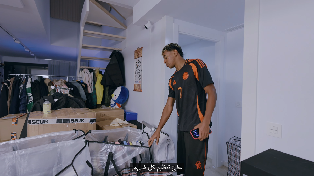 Lamine Yamal a făcut turul apartamentului