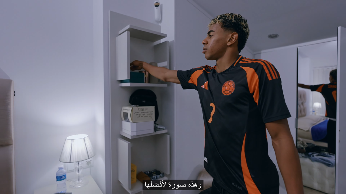 Lamine Yamal a făcut turul apartamentului