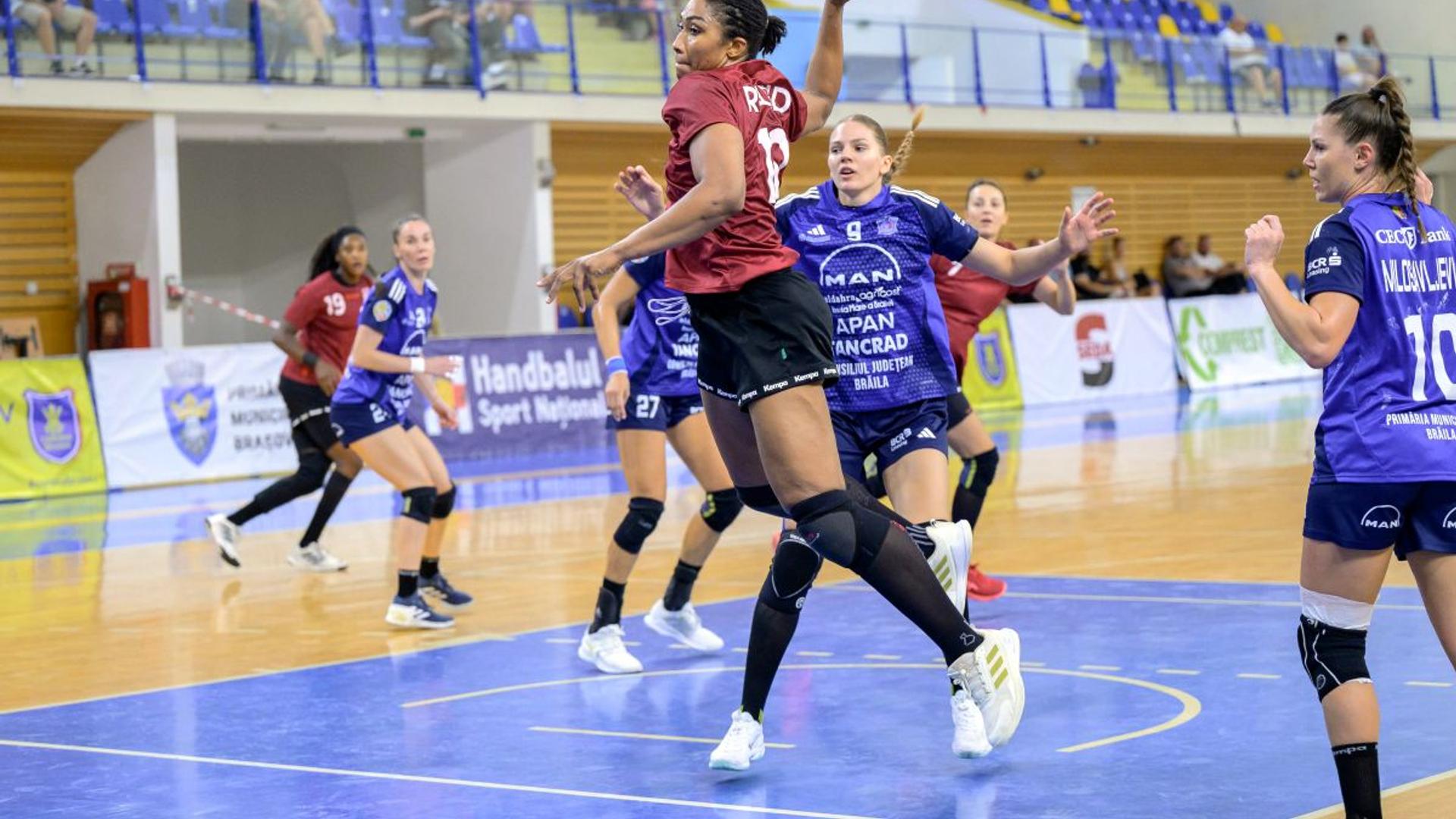 Jensen Soren Norgaard prezentat ca noul antrenor principal al Dunării Brăila în Liga Florilor, într-o conferință de presă oficială. | sursa foto: Gazeta Sporturilor