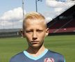 CFR CLUJ // Otto Hindrich, liceanul din poartă » Primește temele pe WhatsApp și le face seara, în cantonament