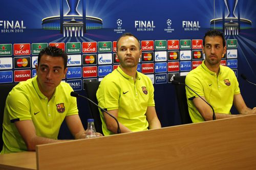 Sergio Busquets, Andres Iniesta și Xavi FOTO IMAGO