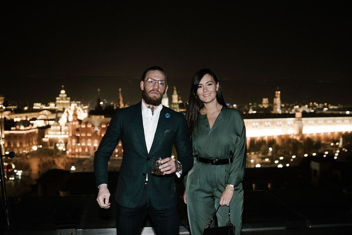 Secretul lui Conor McGregor » Cine este Dee Devlin, femeia care îl ajută să își revină după eșecul cu Dustin Poirier