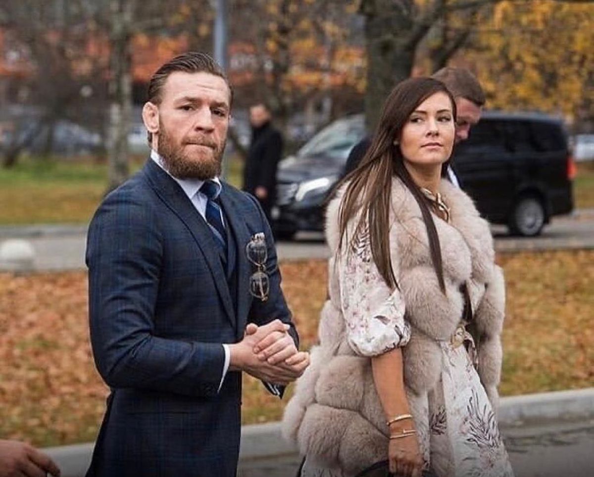 Secretul lui Conor McGregor » Cine este Dee Devlin, femeia care îl ajută să își revină după eșecul cu Dustin Poirier