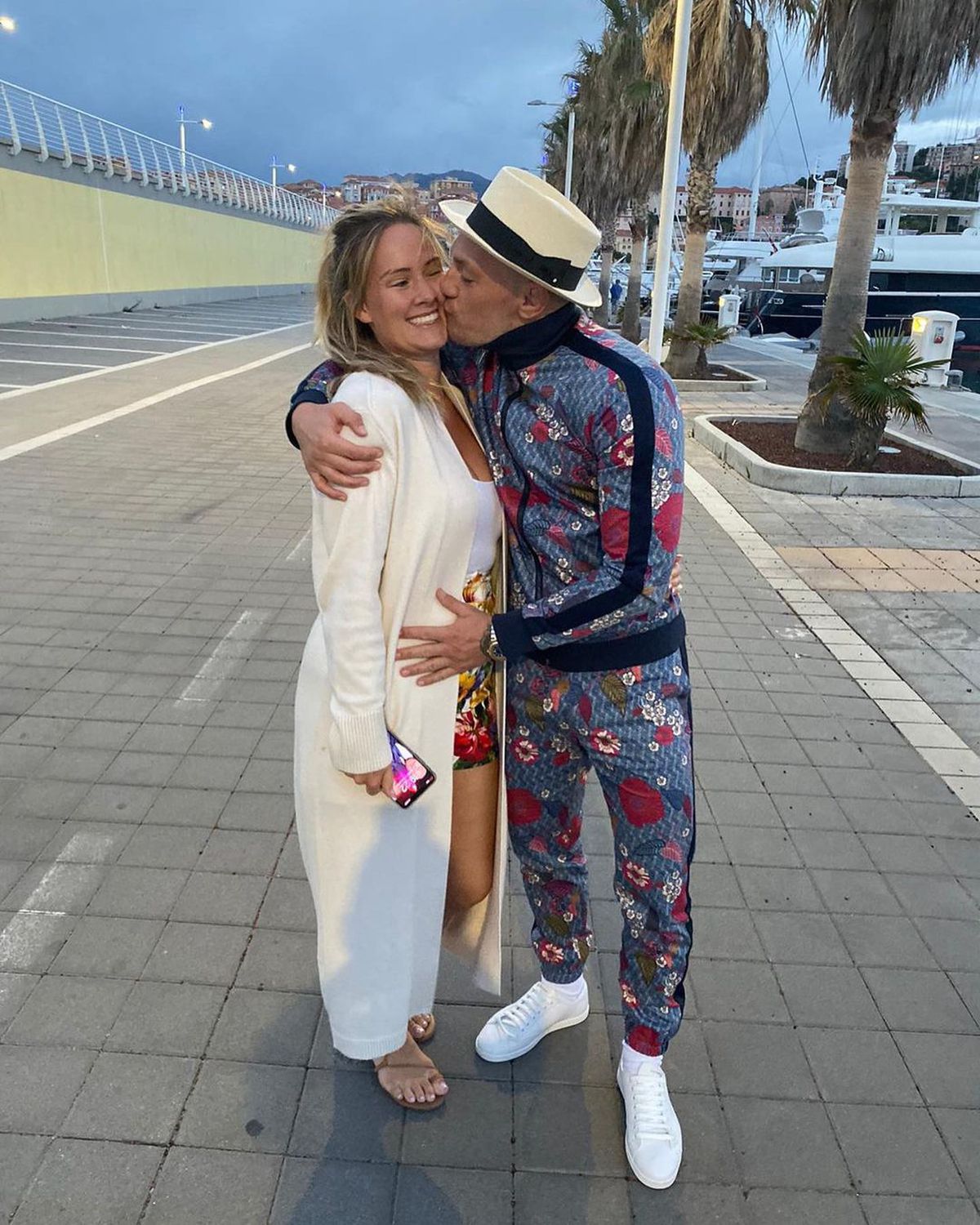 Secretul lui Conor McGregor » Cine este Dee Devlin, femeia care îl ajută să își revină după eșecul cu Dustin Poirier