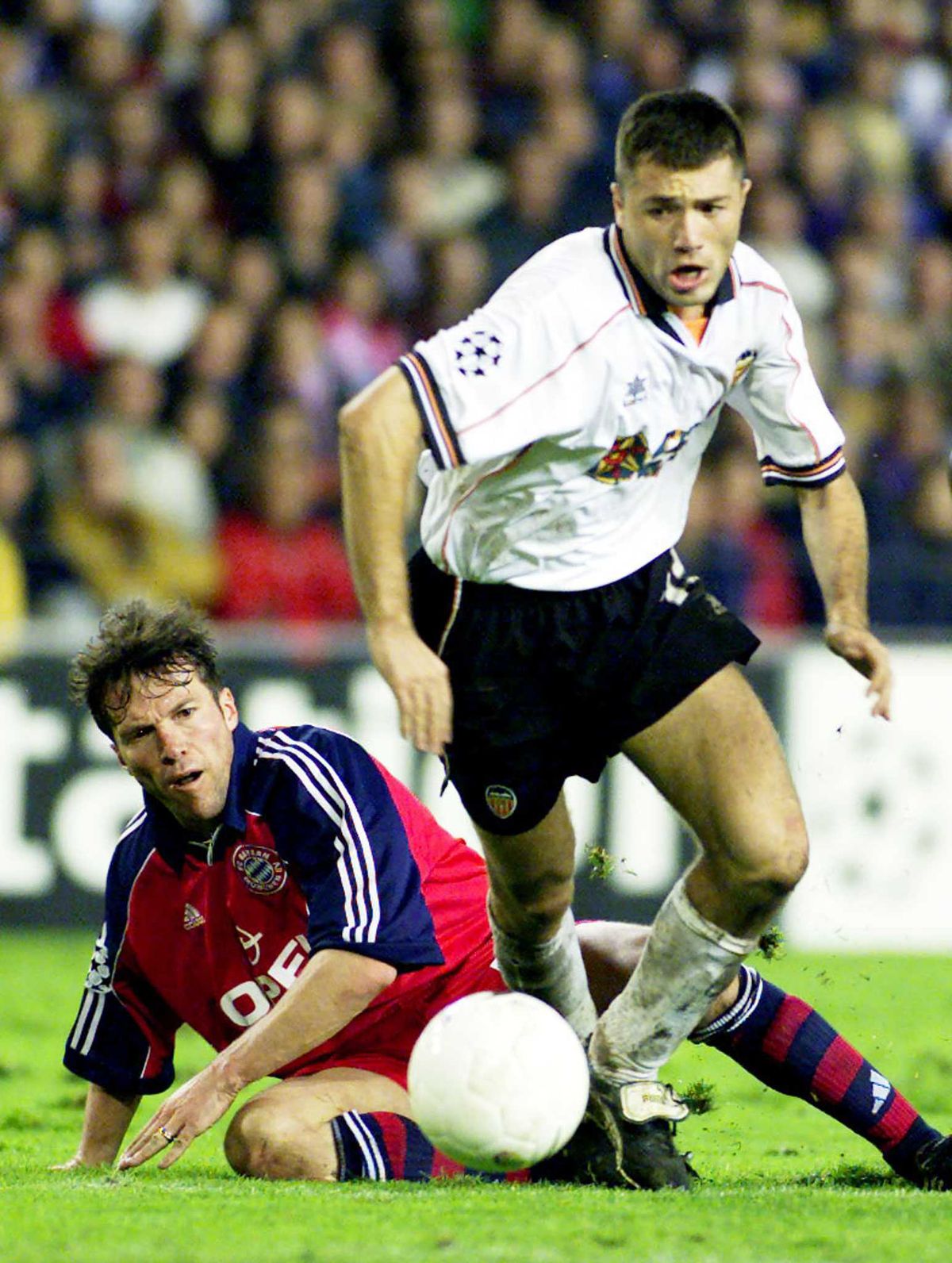 RETRO GSP. 23 de ani de când Adrian Ilie marca primele goluri în Primera Division, o „triplă” pentru Valencia! Alți 4 români făceau spectacol în acea etapă disputată în Spania