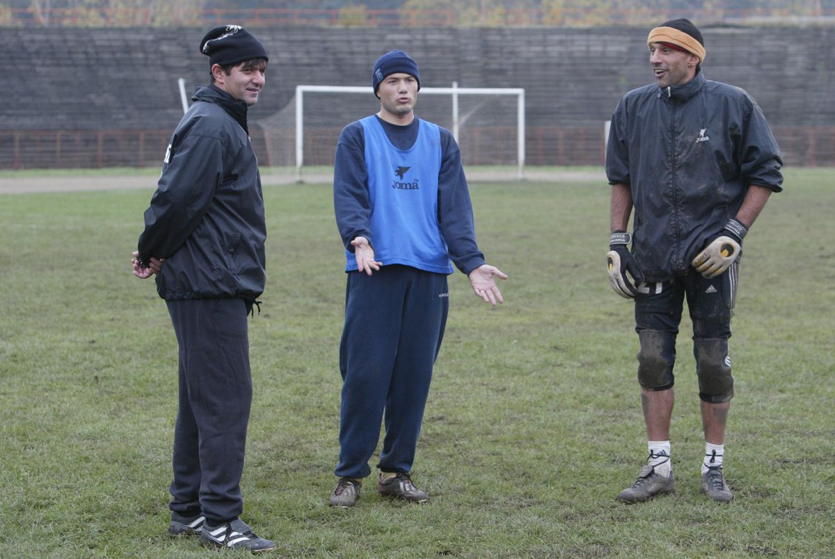 RETRO GSP. 23 de ani de când Adrian Ilie marca primele goluri în Primera Division, o „triplă” pentru Valencia! Alți 4 români făceau spectacol în acea etapă disputată în Spania