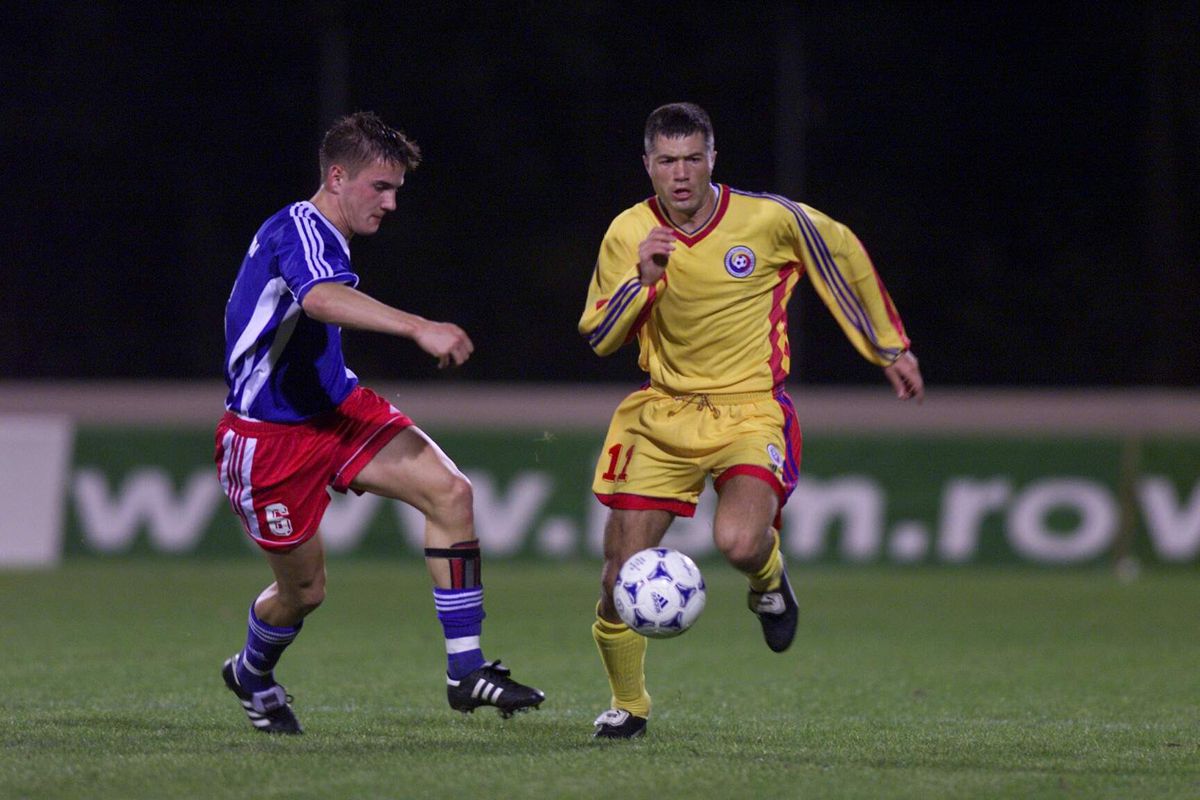 RETRO GSP. 23 de ani de când Adrian Ilie marca primele goluri în Primera Division, o „triplă” pentru Valencia! Alți 4 români făceau spectacol în acea etapă disputată în Spania