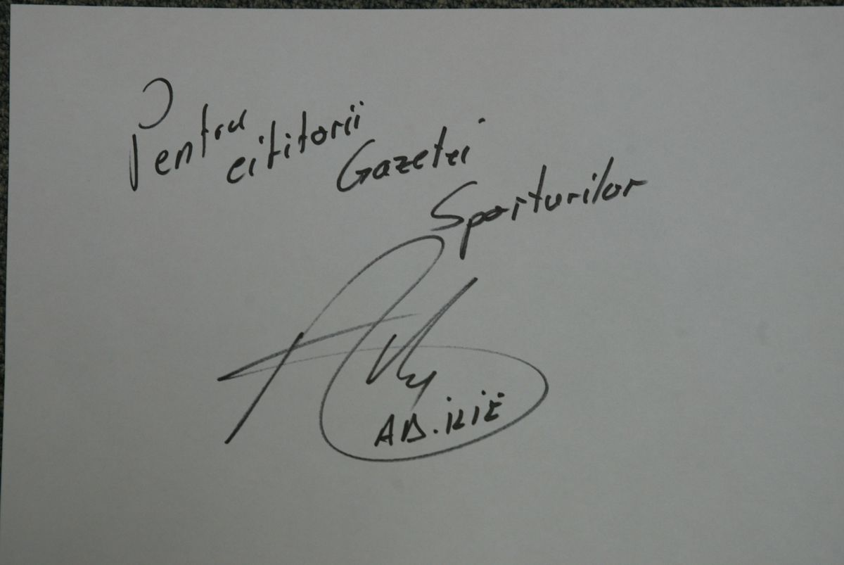 RETRO GSP. 23 de ani de când Adrian Ilie marca primele goluri în Primera Division, o „triplă” pentru Valencia! Alți 4 români făceau spectacol în acea etapă disputată în Spania