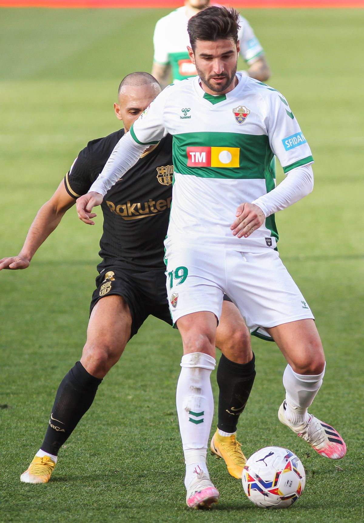 FOTO. Elche - Barcelona 0-2 » Fără Messi, catalanii țin aproape de Real Madrid și Atletico. Clasamentul din La Liga