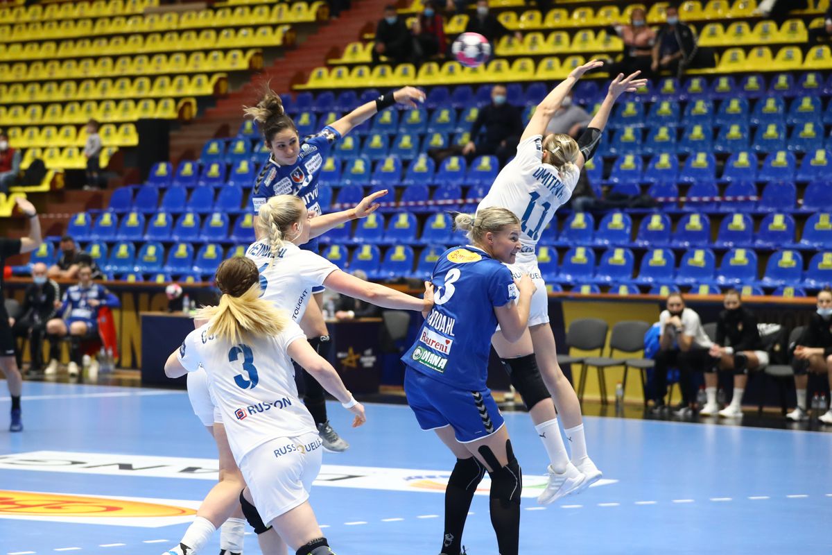 SCM Rm. Vâlcea - ȚSKA Moscova 24-24 / FOTO: Marius Ionescu