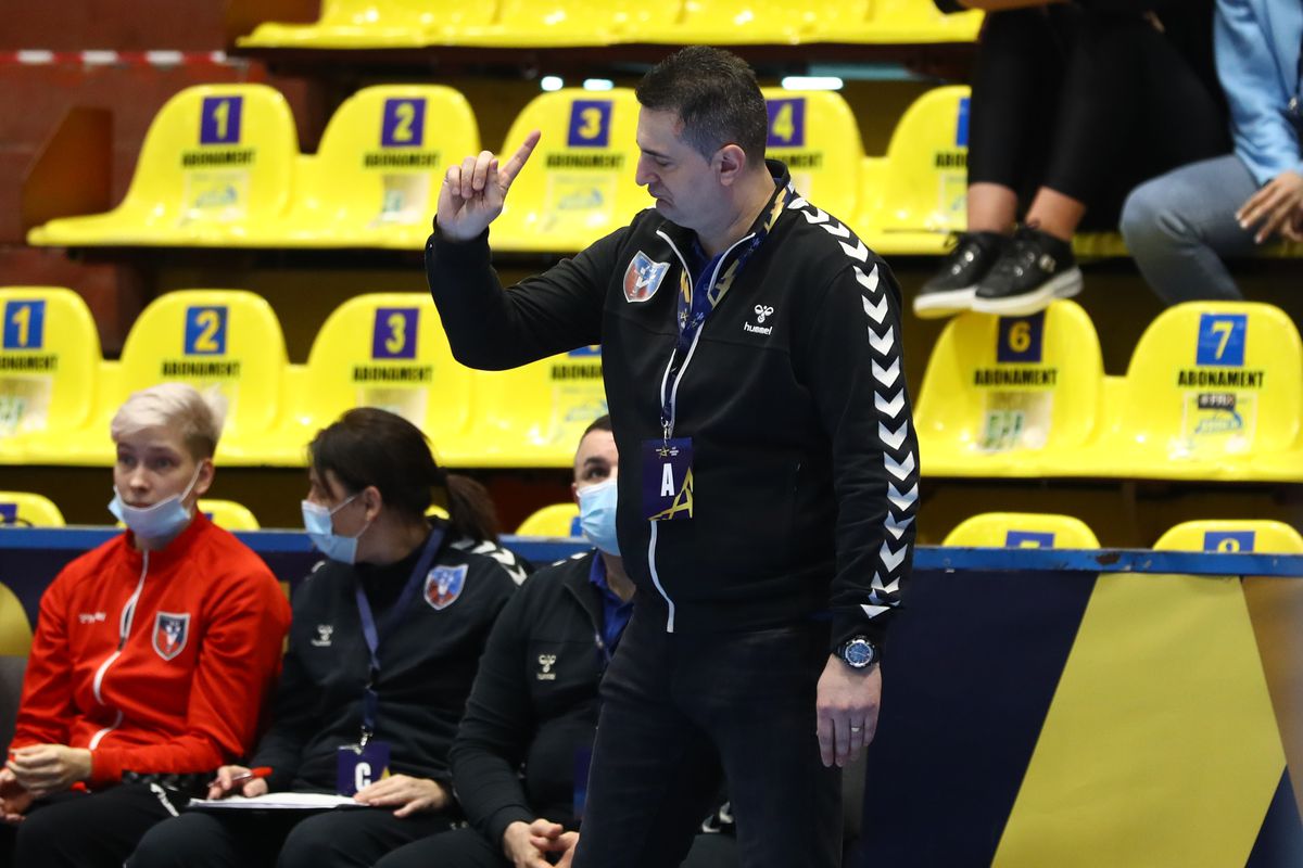 SCM Rm. Vâlcea - ȚSKA Moscova 24-24 / FOTO: Marius Ionescu