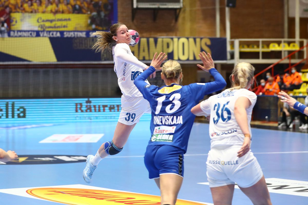 SCM Rm. Vâlcea - ȚSKA Moscova 24-24 / FOTO: Marius Ionescu