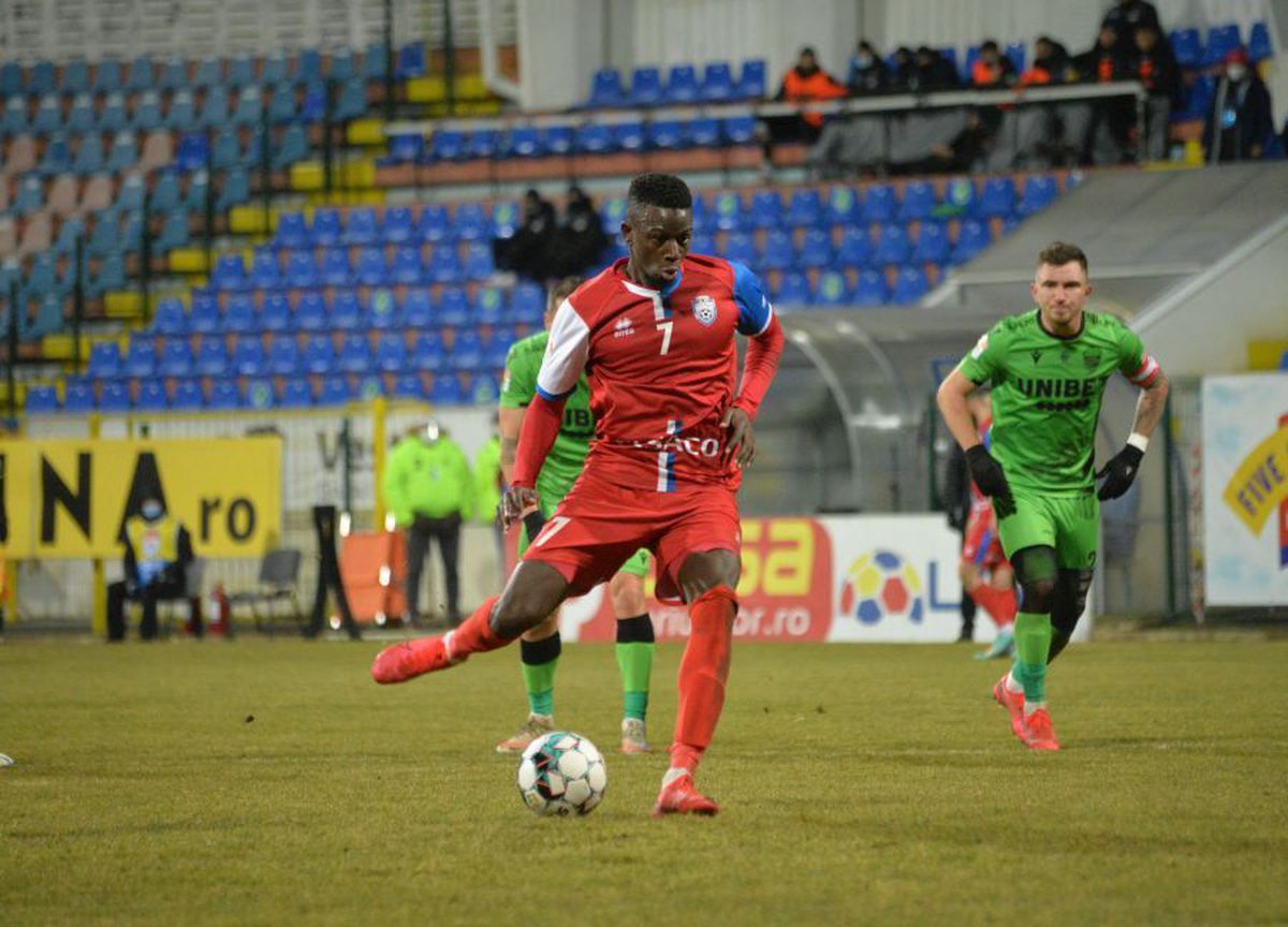 FC Botoșani - Dinamo, 24.01.2021 / FOTO: Ionuț Tabultoc