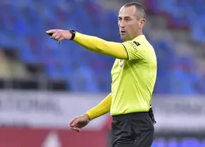 „Centralul” acuzat de corupție de Adrian Mititelu Jr. arbitrează din nou un meci al FCU Craiova