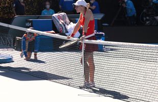 Prima reacție a Simonei Halep după eliminarea de la Australian Open: „Mi-a fost rău, am amețit la un moment dat”