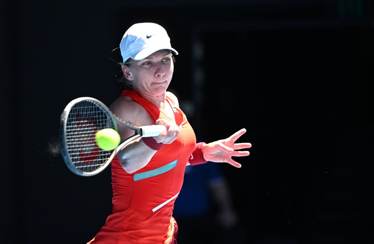 Simona Halep - Alize Cornet 4-6, 6-3, 4-6. Victorie dramatică pentru franțuzoaică în optimile de la Australian Open
