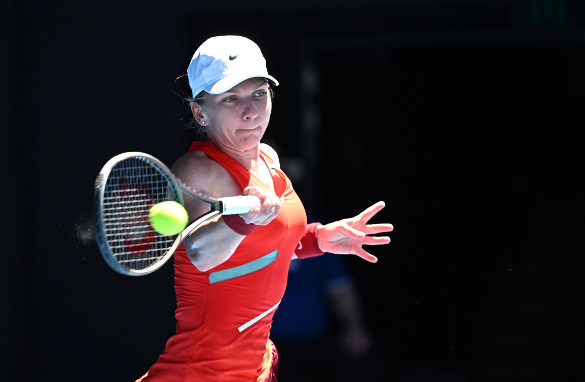 Simona Halep - Alize Cornet, Australian Open 2022