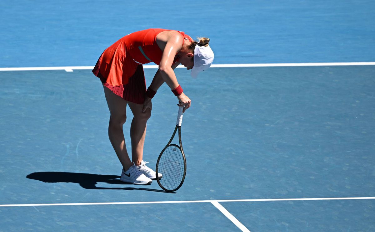Simona Halep - Alize Cornet 4-6, 6-3, 4-6. Victorie dramatică pentru franțuzoaică în optimile de la Australian Open