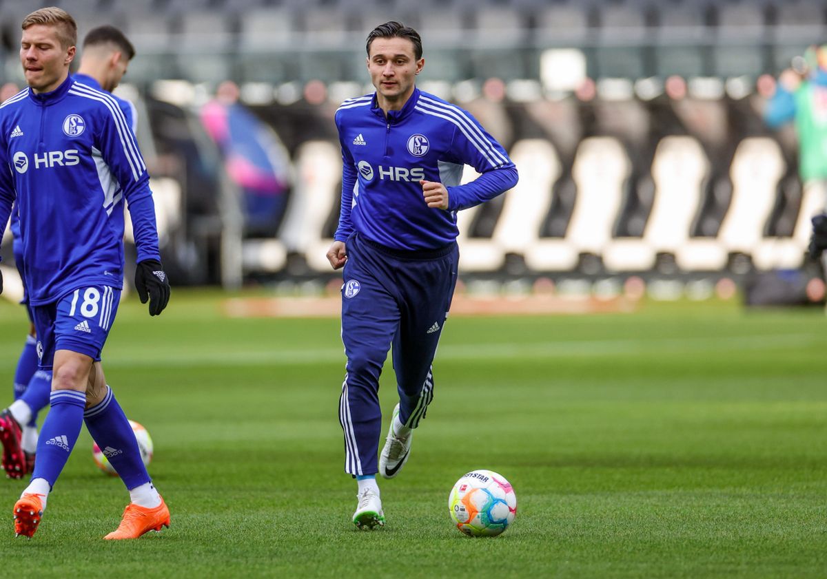 Cine e românul de 28 de ani care a debutat în Bundesliga » A jucat în înfrângerea usturătoare a lui Schalke, 1-6 cu Leipzig