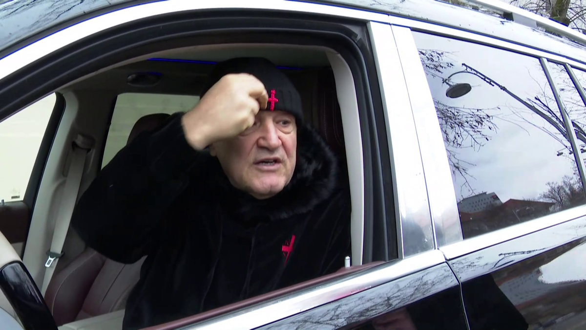 „Mă, nebunule, nu îți e rușine?! Tu ești inchizitor?” » Gigi Becali l-a atacat dur pe Burchel, a doua zi după ce Comisia de Disciplină a avut pe masă cazul Pintilii