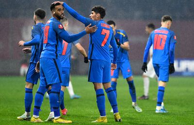 Becali îl titularizează cu Farul pe jucătorul care nu știe să fie titular » Ultima dată l-a scos din minți: „La revedere, pleacă!”