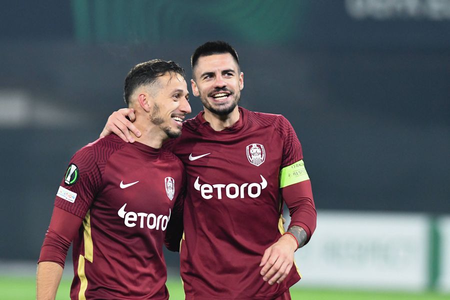 Roger, în stânga // foto: Imago Images CFR, ofertă fabuloasă pentru UTA: „Dăm o sumă de bani, bonusuri și procent. Plus Roger, care este foarte bine pregătit”