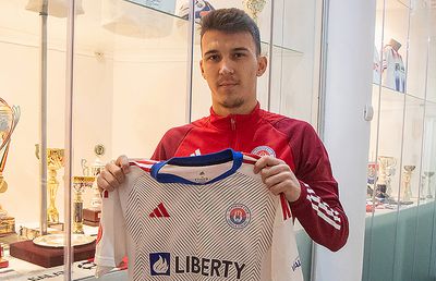 Oțelul a transferat de la Universitatea Craiova! A semnat pe un an și jumătate și a intrat în programul lui Dorinel Munteanu