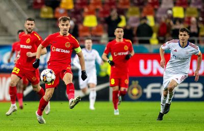 Atacantul dorit de FCSB, la un pas să ajungă în Serie A