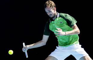 Daniil Medvedev, calificat în semifinalele Australian Open după un meci de infarct. Reacția tenismenului rus