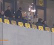 Îl recunoști? Apariție surprinzătoare în lojele Arenei Naționale, la FCSB - UTA » A stat lângă antrenorul lui Dinamo