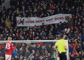 Conflict violent la Manchester United - Rangers » Suporterii celor două echipe s-au luat la bătaie: de unde a pornit totul
