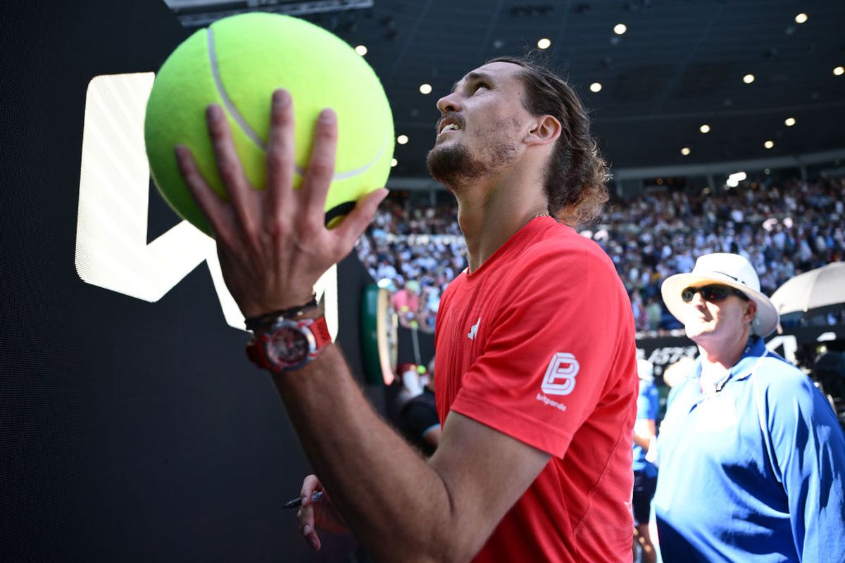 Imagini ULUITOARE la Australian Open! Novak Djokovic, huiduit la Melbourne după ce s-a retras în semifinala cu Zverev
