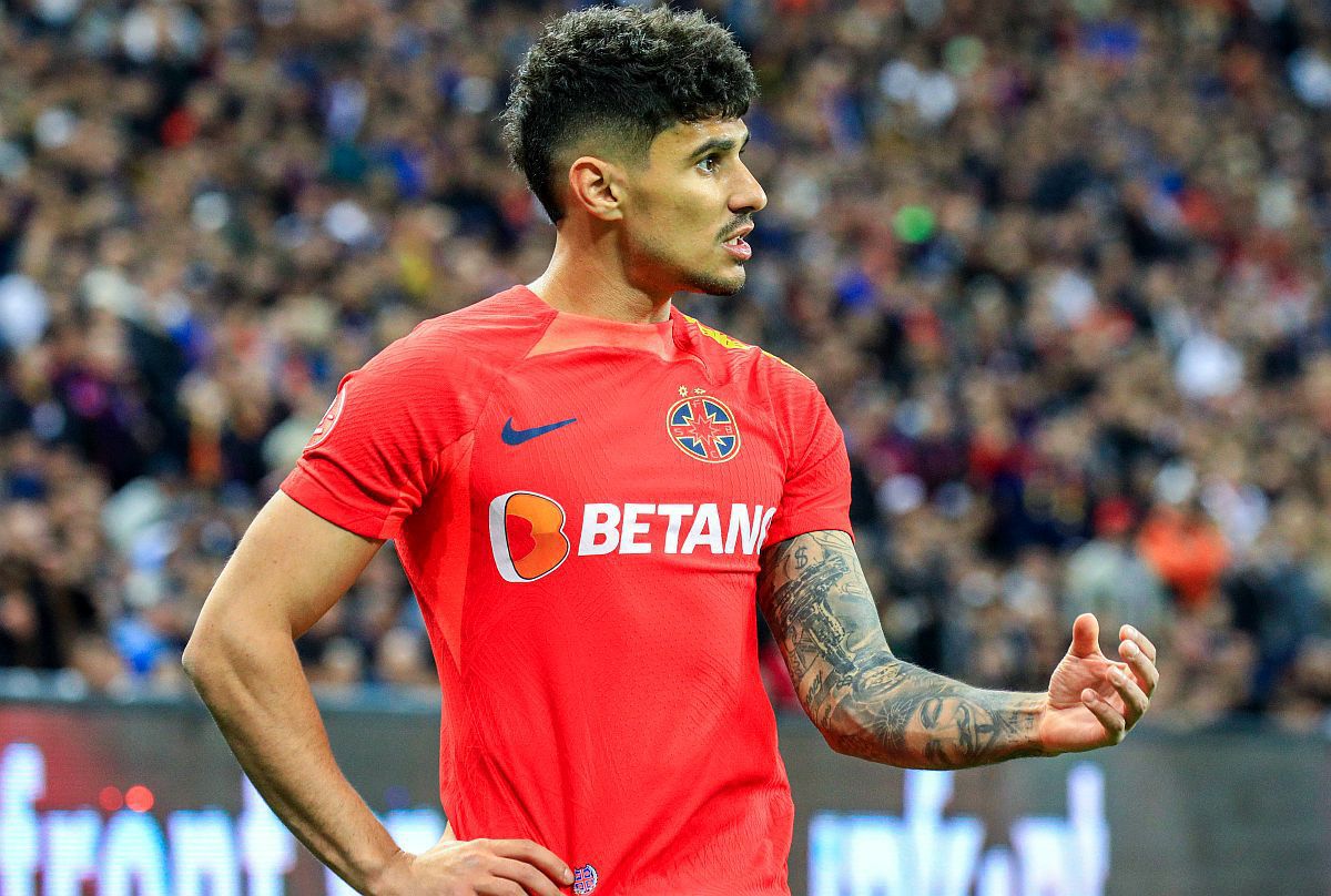 Postarea făcută de Florinel Coman la miezul nopții, imediat după Qarabag - FCSB 2-3