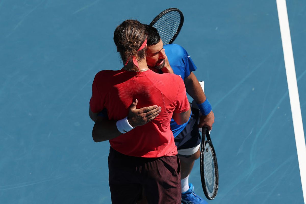 Imagini ULUITOARE la Australian Open! Novak Djokovic, huiduit la Melbourne după ce s-a retras în semifinala cu Zverev