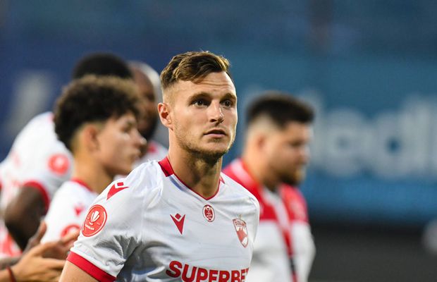 Lovitură de proporții pentru Dinamo: Dennis Politic s-a accidentat și este OUT