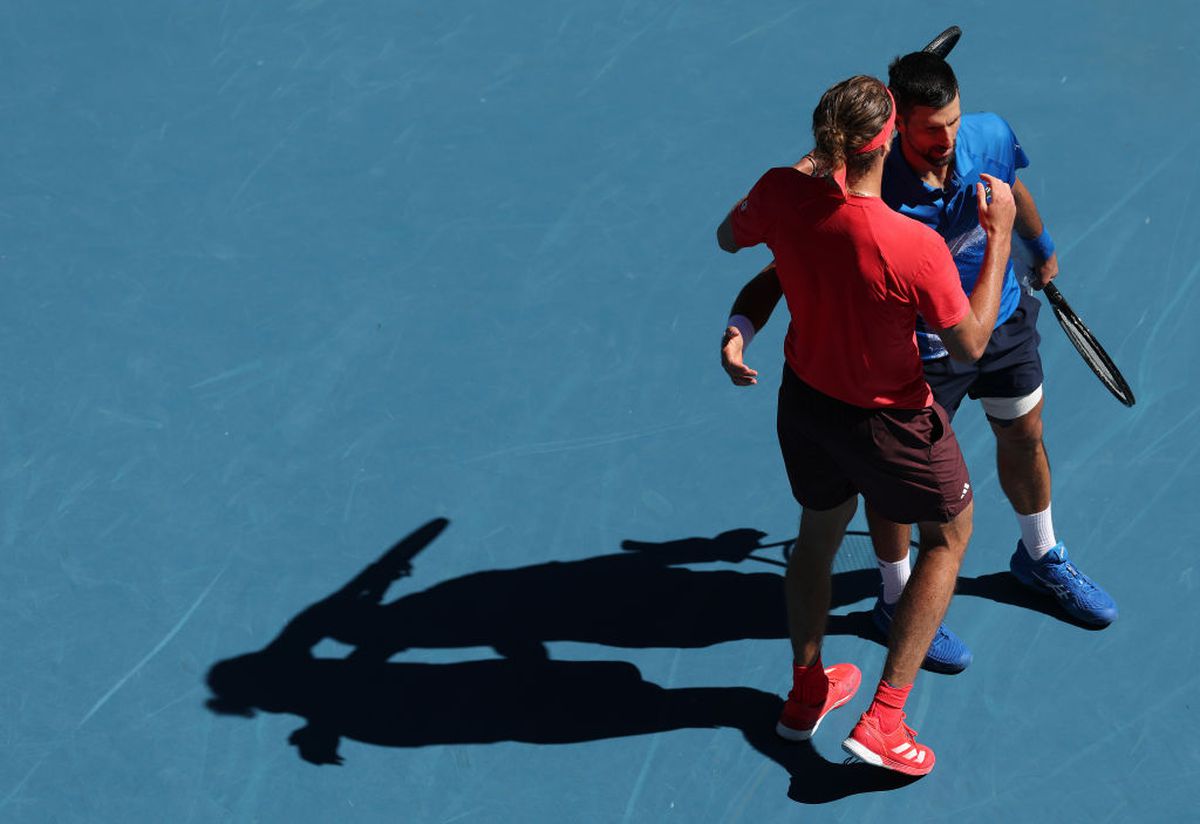 Imagini ULUITOARE la Australian Open! Novak Djokovic, huiduit la Melbourne după ce s-a retras în semifinala cu Zverev